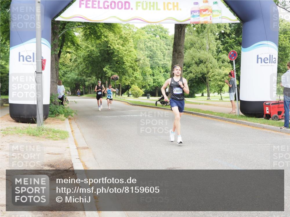 29.06.2025 - hella hamburg halbmarathon MichiJ http://msf.ph/oto/8159605 29.06.2025 10:10:07 Zwischen KM18-KM19  meine-sportfotos.de