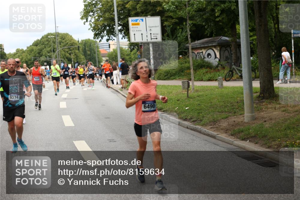 29.06.2025 - hella hamburg halbmarathon Yannick Fuchs http://msf.ph/oto/8159634 29.06.2025 10:38:44 20KM 1057, 1220, 1391, 1415, 1468, 1782, 1902, 1941, 2365, 2402, 2415, 2816, 3004, 3021, 3305, 3907, 4310, 4991, 4999, 5231, 5275, 5476, 5624, 5884, 6490, 6903, 7005, 7191, 7322, 8722, 9159, 9374, 9444, 9633, 10193, 10596, 10930, 11469, 12159, 12554, 12711, 12966, 13123, 14351, 14667, 14798, 14816, 15185, 15225, 15233, 15280, 15862, 16316, 16506, 16893, 17097, 17251, 17729, 17748, 18560, 18806, 19207 meine-sportfotos.de