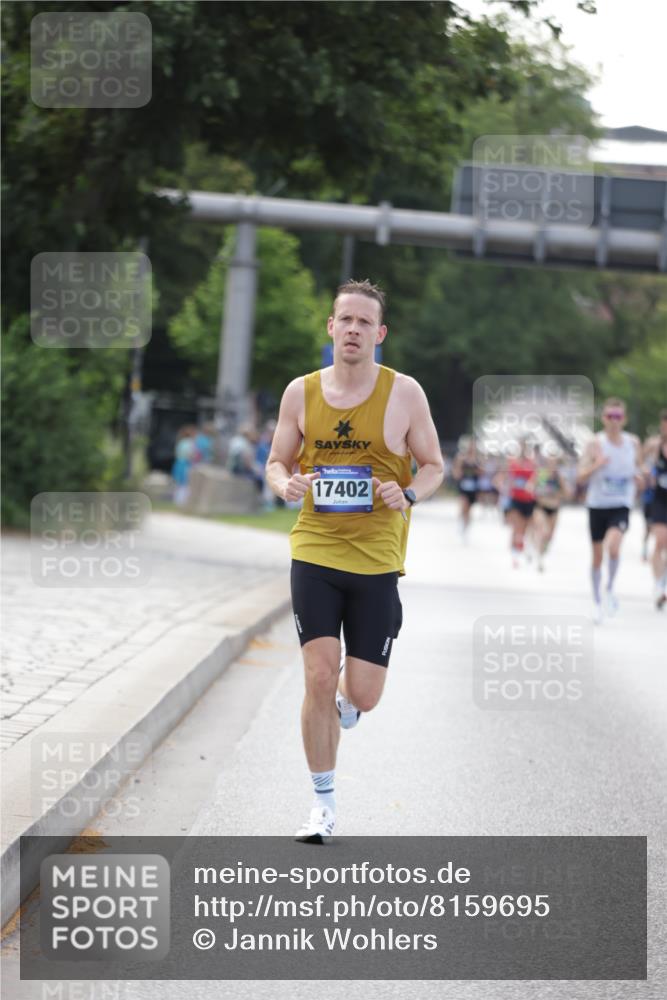 29.06.2025 - hella hamburg halbmarathon Jannik Wohlers http://msf.ph/oto/8159695 29.06.2025 09:39:18 Lombardsbrücke 51, 6699, 11342, 11678, 13016, 14932, 15166, 16548, 17402, 18848, 19108 meine-sportfotos.de