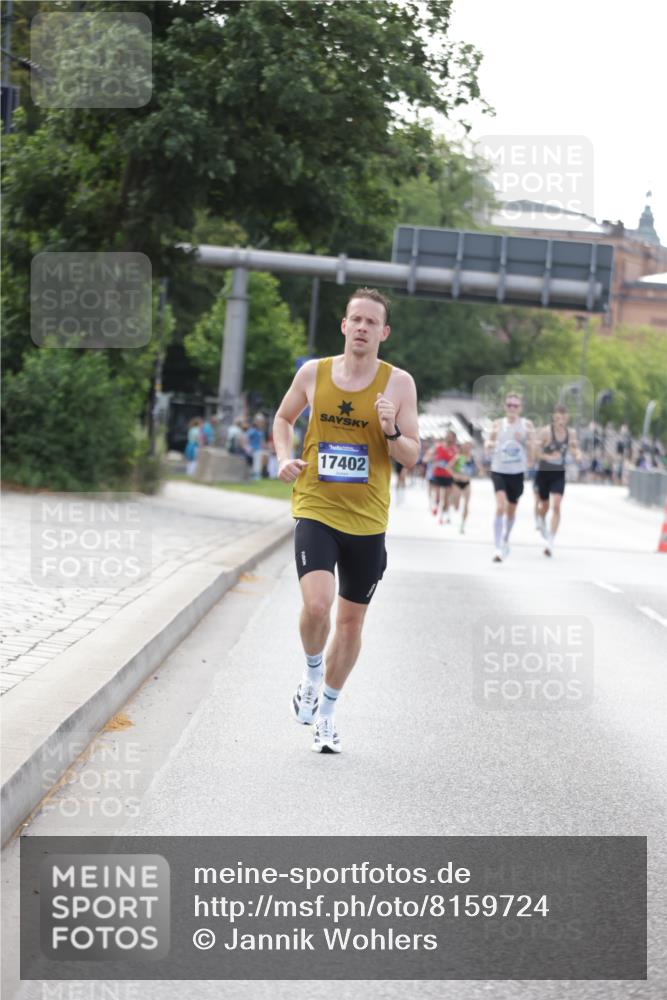29.06.2025 - hella hamburg halbmarathon Jannik Wohlers http://msf.ph/oto/8159724 29.06.2025 09:39:19 Lombardsbrücke 51, 6699, 11342, 11678, 14932, 15166, 17402, 18848, 19108 meine-sportfotos.de
