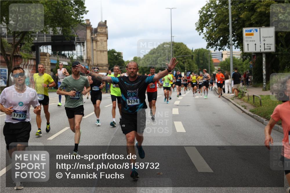 29.06.2025 - hella hamburg halbmarathon Yannick Fuchs http://msf.ph/oto/8159732 29.06.2025 10:38:44 20KM 1057, 1220, 1391, 1415, 1468, 1782, 1902, 1941, 2365, 2402, 2415, 2816, 3004, 3021, 3305, 3907, 4310, 4991, 4999, 5231, 5275, 5476, 5624, 5884, 6490, 6903, 7005, 7191, 7322, 8722, 9159, 9374, 9444, 9633, 10193, 10596, 10930, 11469, 12159, 12554, 12711, 12966, 13123, 14351, 14667, 14798, 14816, 15185, 15225, 15233, 15280, 15862, 16316, 16506, 16893, 17097, 17251, 17729, 17748, 18560, 18806, 19207 meine-sportfotos.de