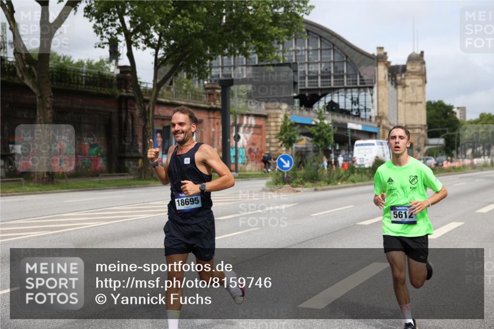 29.06.2025 - hella hamburg halbmarathon Yannick Fuchs http://msf.ph/oto/8159746 29.06.2025 10:20:00 20KM 1241, 2892, 5612, 7142, 13872, 14506, 16361, 17752, 18695, 18740 meine-sportfotos.de