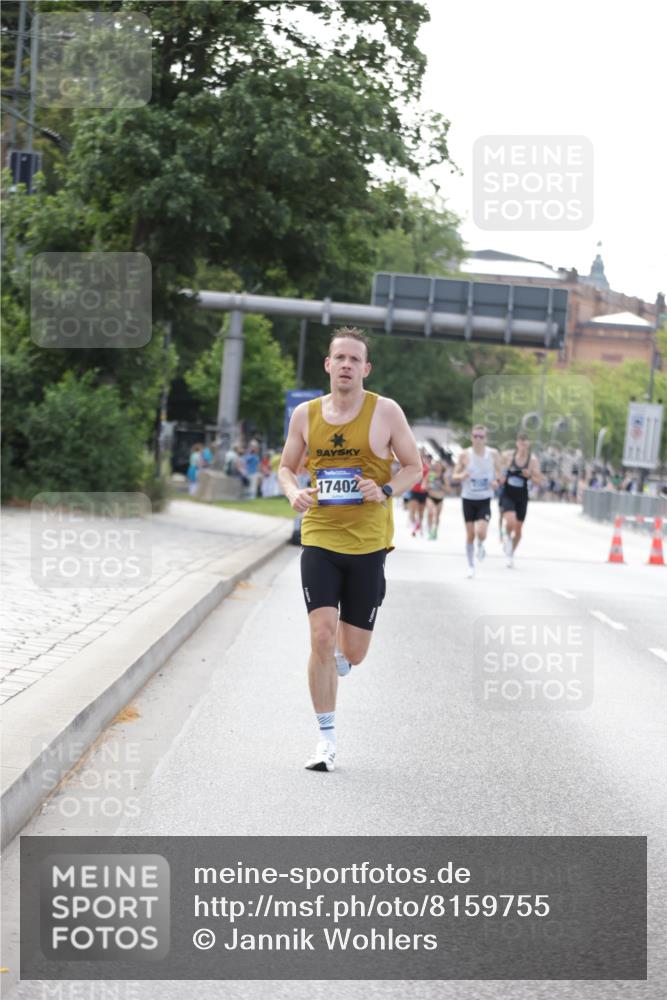29.06.2025 - hella hamburg halbmarathon Jannik Wohlers http://msf.ph/oto/8159755 29.06.2025 09:39:19 Lombardsbrücke 51, 6699, 11342, 11678, 14932, 15166, 17402, 18848, 19108 meine-sportfotos.de
