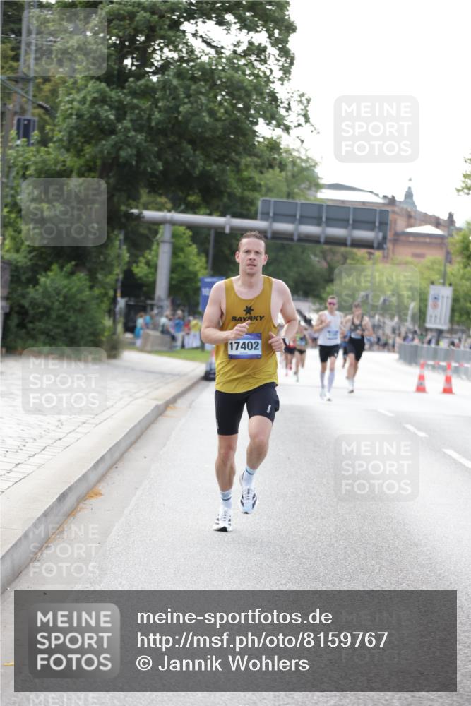29.06.2025 - hella hamburg halbmarathon Jannik Wohlers http://msf.ph/oto/8159767 29.06.2025 09:39:19 Lombardsbrücke 51, 6699, 11342, 11678, 14932, 15166, 17402, 18848, 19108 meine-sportfotos.de