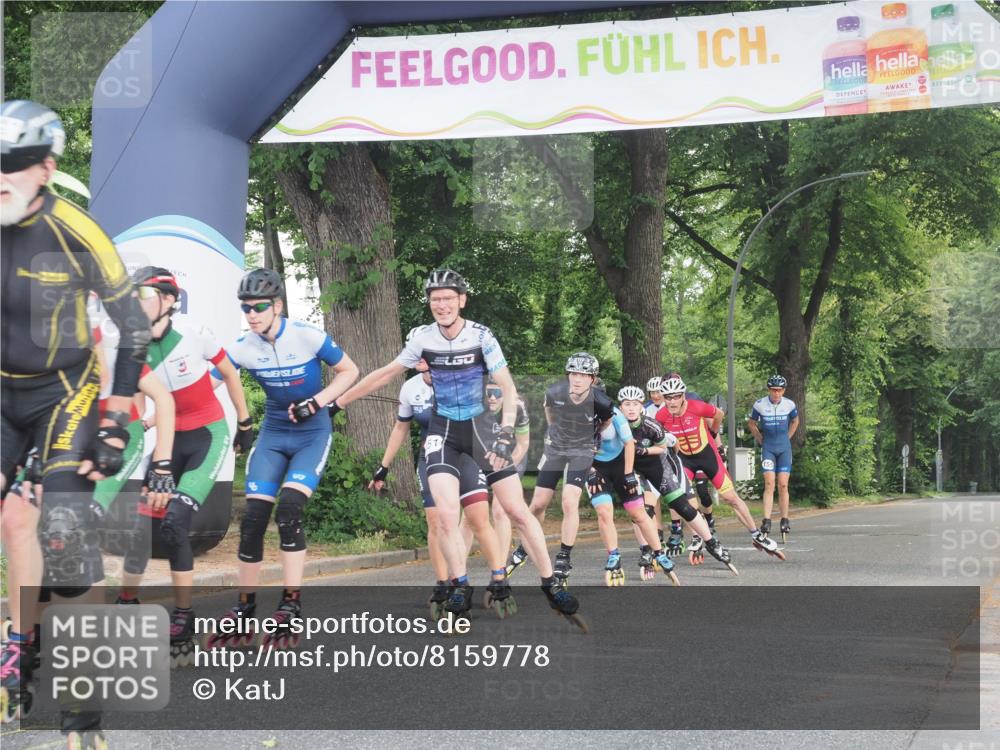 29.06.2025 - hella hamburg halbmarathon KatJ http://msf.ph/oto/8159778 29.06.2025 09:07:45 Zwischen KM18-KM19  meine-sportfotos.de