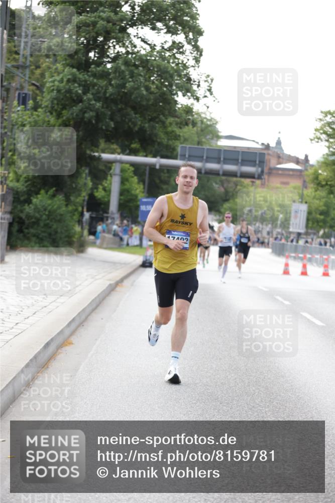 29.06.2025 - hella hamburg halbmarathon Jannik Wohlers http://msf.ph/oto/8159781 29.06.2025 09:39:19 Lombardsbrücke 51, 6699, 11342, 11678, 14932, 15166, 17402, 18848, 19108 meine-sportfotos.de