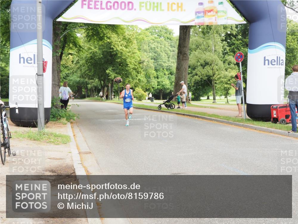 29.06.2025 - hella hamburg halbmarathon MichiJ http://msf.ph/oto/8159786 29.06.2025 10:10:21 Zwischen KM18-KM19  meine-sportfotos.de