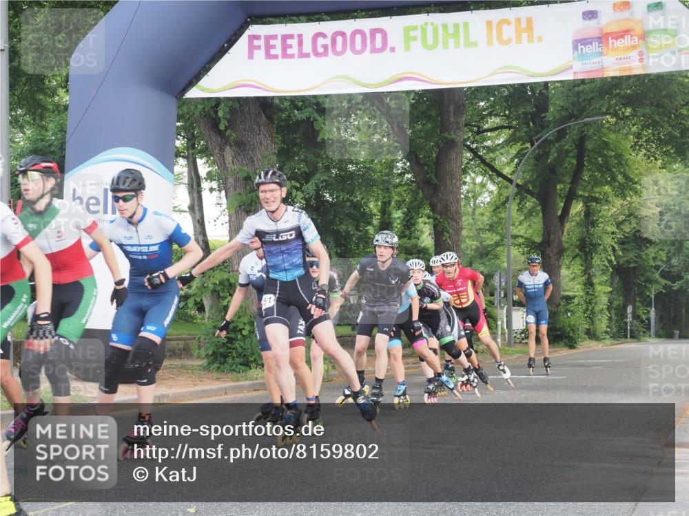 29.06.2025 - hella hamburg halbmarathon KatJ http://msf.ph/oto/8159802 29.06.2025 09:07:45 Zwischen KM18-KM19  meine-sportfotos.de