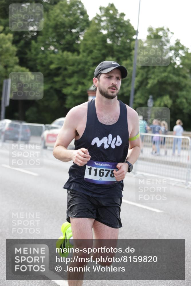 29.06.2025 - hella hamburg halbmarathon Jannik Wohlers http://msf.ph/oto/8159820 29.06.2025 09:39:23 Lombardsbrücke 51, 6380, 11342, 11678, 14933, 17402, 18848, 19108 meine-sportfotos.de