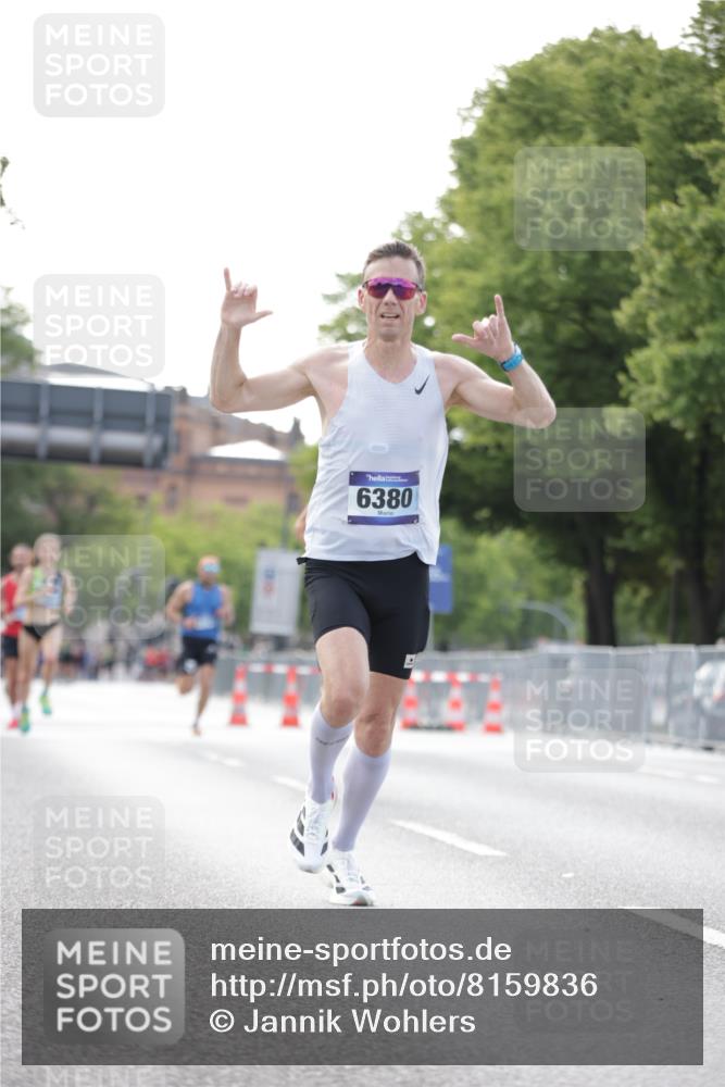 29.06.2025 - hella hamburg halbmarathon Jannik Wohlers http://msf.ph/oto/8159836 29.06.2025 09:39:25 Lombardsbrücke 51, 6380, 11342, 11678, 14933, 17402, 18848, 19108 meine-sportfotos.de