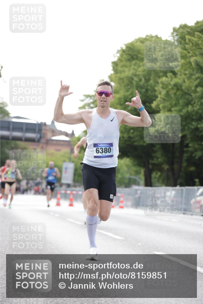 29.06.2025 - hella hamburg halbmarathon Jannik Wohlers http://msf.ph/oto/8159851 29.06.2025 09:39:26 Lombardsbrücke 51, 6380, 11342, 11678, 14933, 17402, 19108 meine-sportfotos.de
