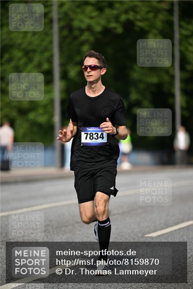 29.06.2025 - hella hamburg halbmarathon Dr. Thomas Lammeyer http://msf.ph/oto/8159870 29.06.2025 09:44:12 Kennedybrücke 2459, 7963 meine-sportfotos.de