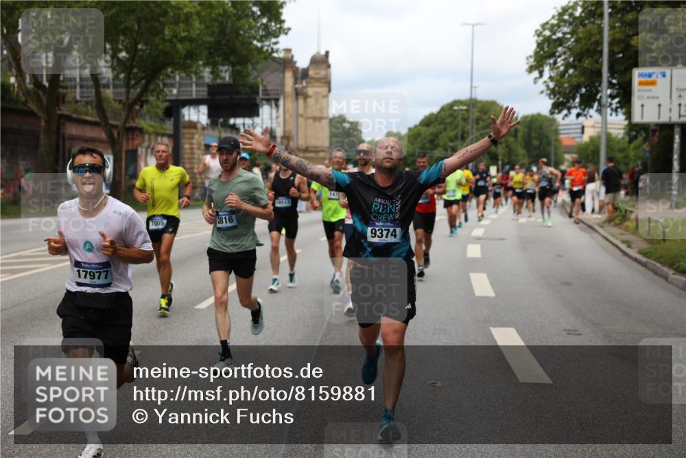 29.06.2025 - hella hamburg halbmarathon Yannick Fuchs http://msf.ph/oto/8159881 29.06.2025 10:38:45 20KM 1057, 1220, 1391, 1415, 1468, 1782, 1902, 1941, 2365, 2402, 2415, 2816, 3004, 3021, 3305, 3907, 4310, 4691, 4991, 4999, 5231, 5275, 5476, 5624, 5884, 6490, 6903, 7005, 7191, 7322, 8722, 9159, 9374, 9444, 9633, 10193, 10596, 11469, 12159, 12554, 12711, 12966, 13123, 14351, 14667, 14798, 14816, 15185, 15225, 15233, 15280, 15862, 16316, 16506, 16893, 17097, 17251, 17729, 17748, 18560, 18806, 19207 meine-sportfotos.de