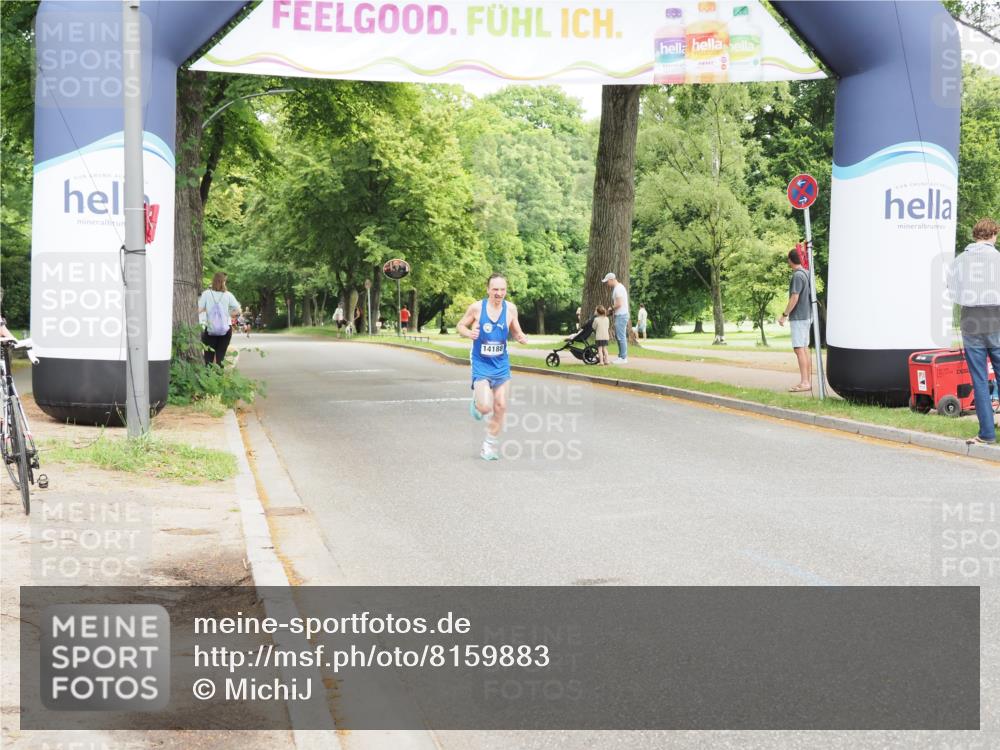 29.06.2025 - hella hamburg halbmarathon MichiJ http://msf.ph/oto/8159883 29.06.2025 10:10:22 Zwischen KM18-KM19 14188 meine-sportfotos.de