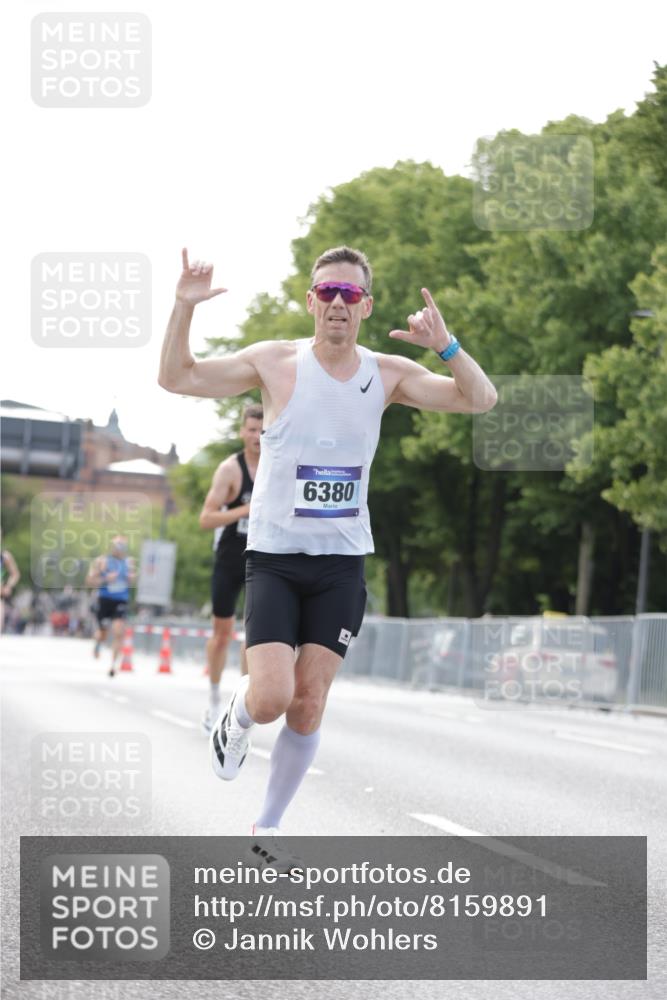 29.06.2025 - hella hamburg halbmarathon Jannik Wohlers http://msf.ph/oto/8159891 29.06.2025 09:39:26 Lombardsbrücke 51, 6380, 11342, 11678, 14933, 17402, 19108 meine-sportfotos.de