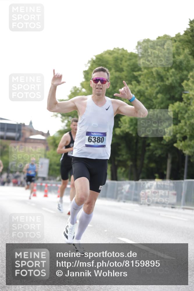 29.06.2025 - hella hamburg halbmarathon Jannik Wohlers http://msf.ph/oto/8159895 29.06.2025 09:39:26 Lombardsbrücke 51, 6380, 11342, 11678, 14933, 17402, 19108 meine-sportfotos.de
