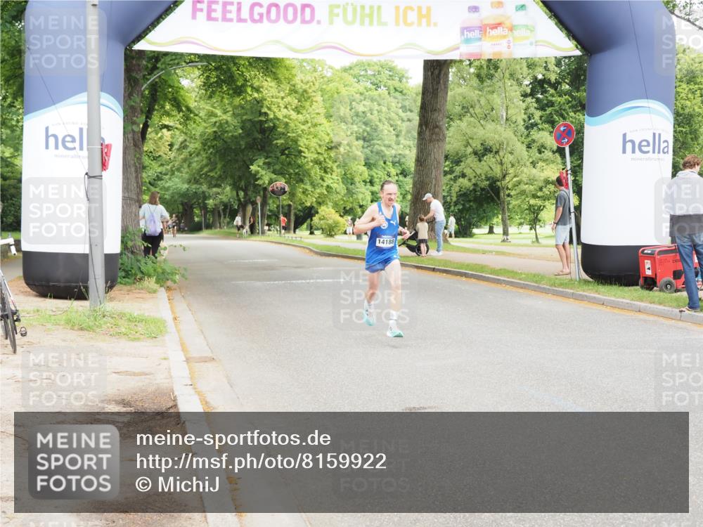 29.06.2025 - hella hamburg halbmarathon MichiJ http://msf.ph/oto/8159922 29.06.2025 10:10:23 Zwischen KM18-KM19 14188 meine-sportfotos.de