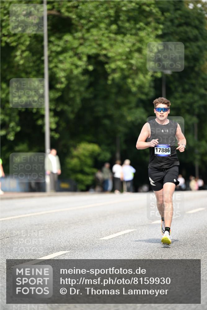 29.06.2025 - hella hamburg halbmarathon Dr. Thomas Lammeyer http://msf.ph/oto/8159930 29.06.2025 09:44:15 Kennedybrücke 2459, 7963, 9442 meine-sportfotos.de