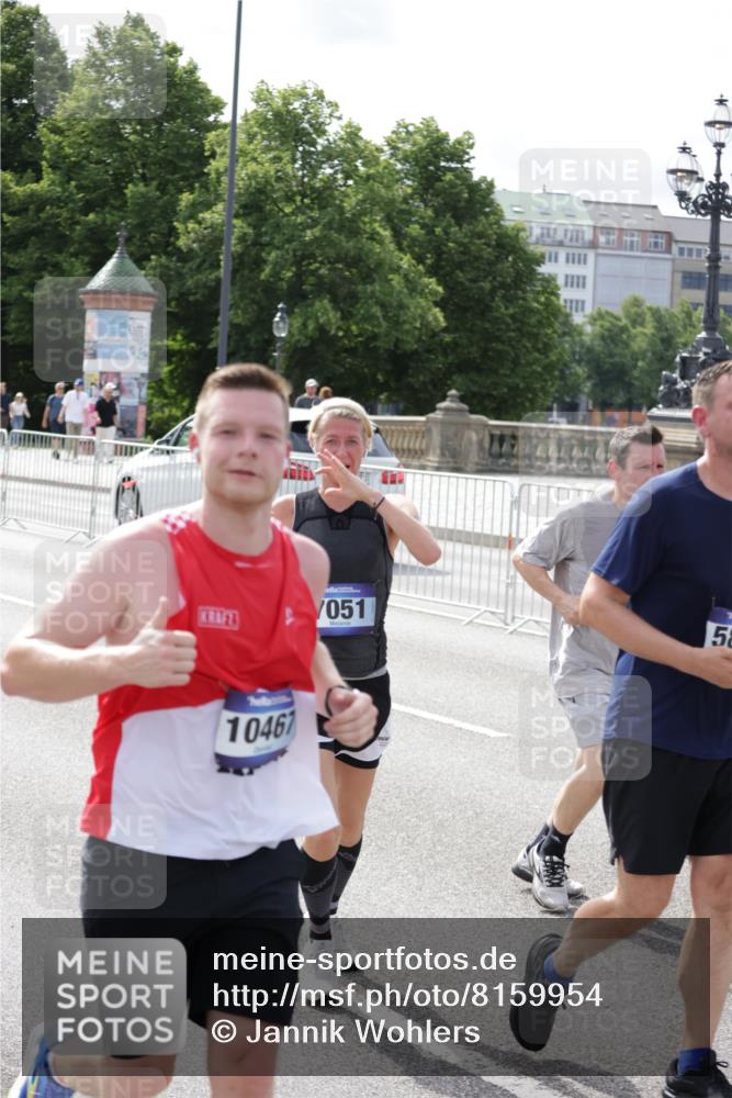 29.06.2025 - hella hamburg halbmarathon Jannik Wohlers http://msf.ph/oto/8159954 29.06.2025 10:18:27 Lombardsbrücke 1349, 1521, 2096, 2781, 2821, 3026, 3591, 3592, 3631, 4718, 4802, 4845, 5049, 5264, 5266, 5834, 5910, 6413, 7051, 7121, 7214, 7252, 8665, 8780, 9270, 9272, 9276, 9549, 10037, 10467, 10816, 10856, 11020, 12239, 12347, 12890, 13204, 13464, 14247, 14294, 14532, 14760, 14966, 14967, 15138, 15402, 15657, 15881, 16196, 17027, 17030, 17052, 17386, 17490, 17548, 17567, 17571, 18002, 18217, 18246, 18336, 18456, 18519, 18568, 19010 meine-sportfotos.de