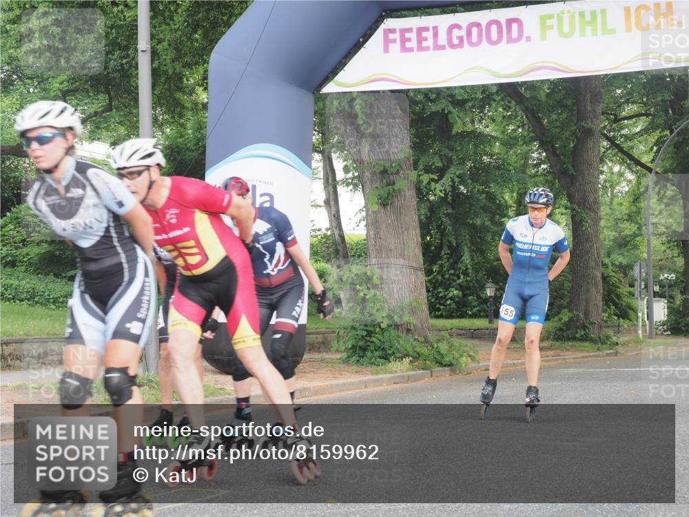 29.06.2025 - hella hamburg halbmarathon KatJ http://msf.ph/oto/8159962 29.06.2025 09:07:46 Zwischen KM18-KM19  meine-sportfotos.de