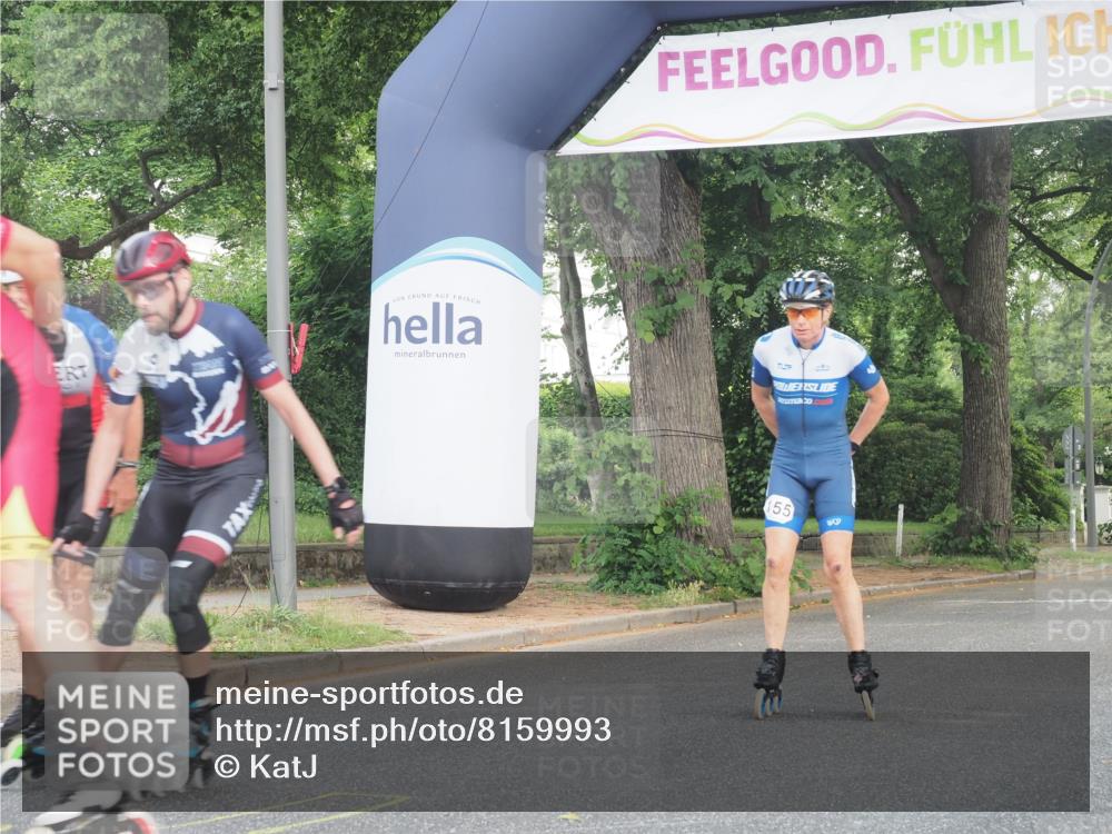 29.06.2025 - hella hamburg halbmarathon KatJ http://msf.ph/oto/8159993 29.06.2025 09:07:46 Zwischen KM18-KM19  meine-sportfotos.de