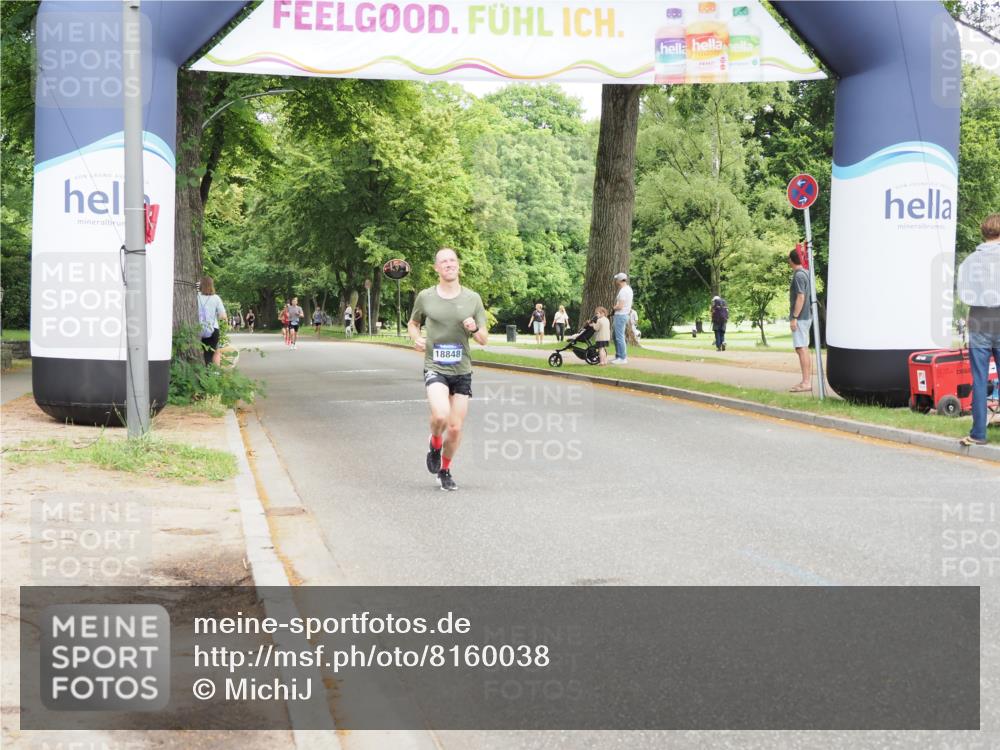 29.06.2025 - hella hamburg halbmarathon MichiJ http://msf.ph/oto/8160038 29.06.2025 10:10:41 Zwischen KM18-KM19  meine-sportfotos.de