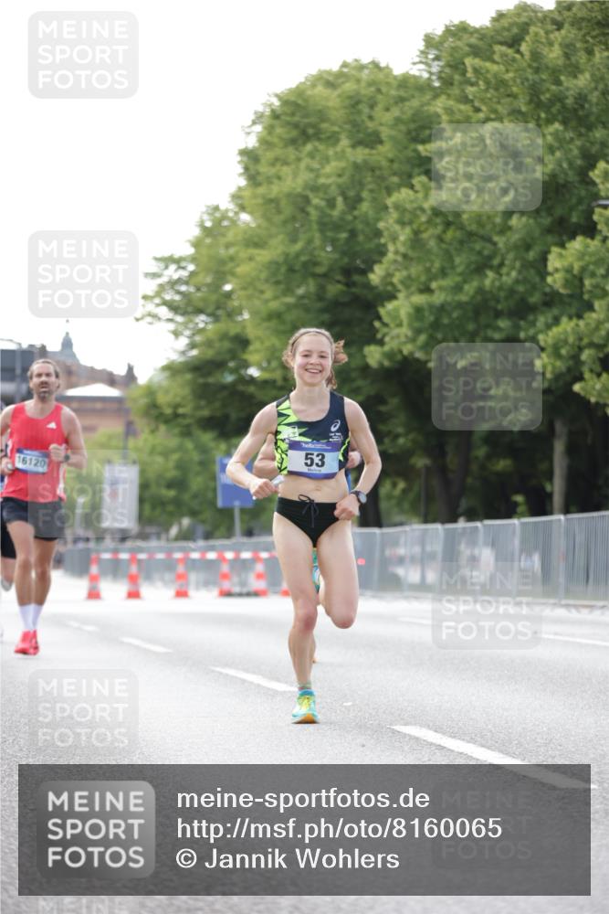 29.06.2025 - hella hamburg halbmarathon Jannik Wohlers http://msf.ph/oto/8160065 29.06.2025 09:39:31 Lombardsbrücke 51, 53, 2144, 3720, 6380, 11678, 14933, 16120, 17402 meine-sportfotos.de