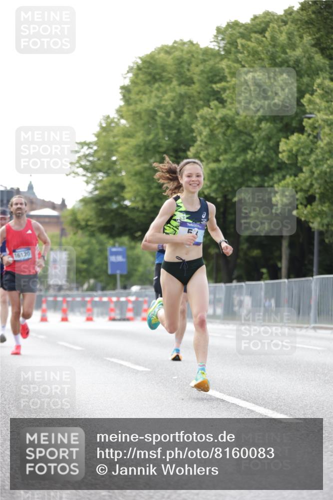 29.06.2025 - hella hamburg halbmarathon Jannik Wohlers http://msf.ph/oto/8160083 29.06.2025 09:39:31 Lombardsbrücke 51, 53, 2144, 3720, 6380, 11678, 14933, 16120, 17402 meine-sportfotos.de
