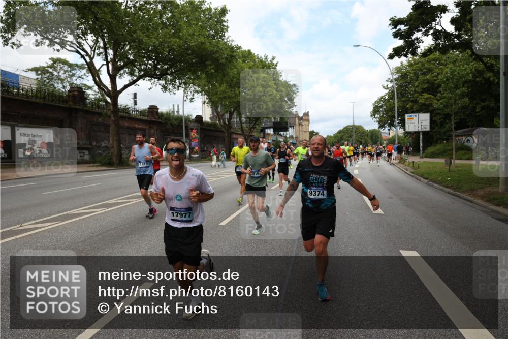 29.06.2025 - hella hamburg halbmarathon Yannick Fuchs http://msf.ph/oto/8160143 29.06.2025 10:38:45 20KM 1057, 1220, 1391, 1415, 1468, 1782, 1902, 1941, 2365, 2402, 2415, 2816, 3004, 3021, 3305, 3907, 4310, 4691, 4991, 4999, 5231, 5275, 5476, 5624, 5884, 6490, 6903, 7005, 7191, 7322, 8722, 9159, 9374, 9444, 9633, 10193, 10596, 11469, 12159, 12554, 12711, 12966, 13123, 14351, 14667, 14798, 14816, 15185, 15225, 15233, 15280, 15862, 16316, 16506, 16893, 17097, 17251, 17729, 17748, 18560, 18806, 19207 meine-sportfotos.de