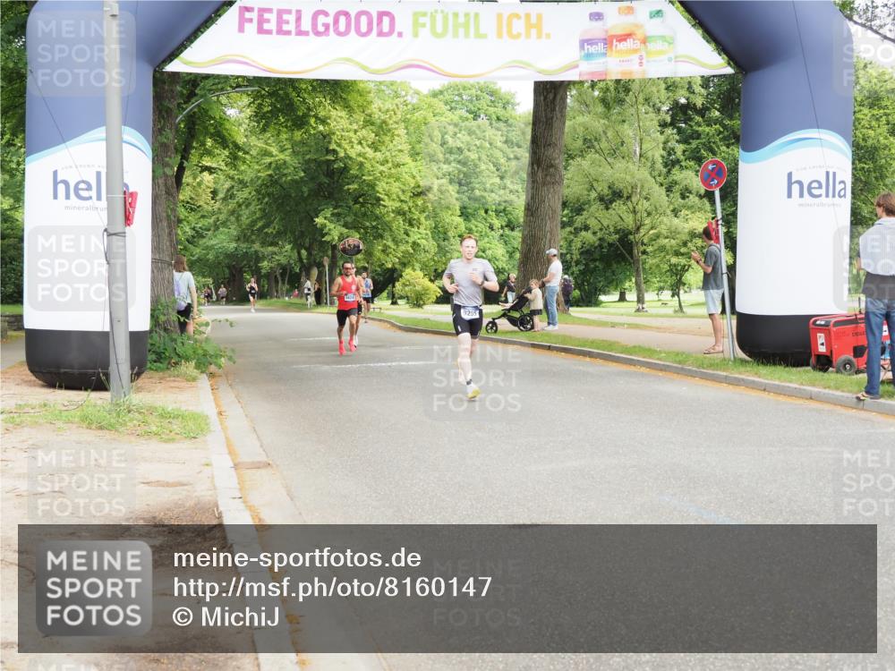 29.06.2025 - hella hamburg halbmarathon MichiJ http://msf.ph/oto/8160147 29.06.2025 10:10:49 Zwischen KM18-KM19 9255, 18848 meine-sportfotos.de