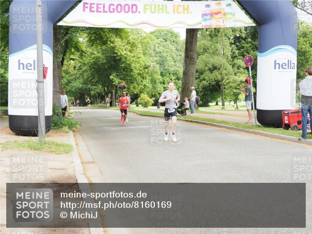 29.06.2025 - hella hamburg halbmarathon MichiJ http://msf.ph/oto/8160169 29.06.2025 10:10:49 Zwischen KM18-KM19 9255, 18848 meine-sportfotos.de