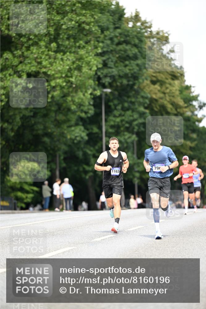 29.06.2025 - hella hamburg halbmarathon Dr. Thomas Lammeyer http://msf.ph/oto/8160196 29.06.2025 09:44:20 Kennedybrücke 2459, 7963, 9442, 10234 meine-sportfotos.de