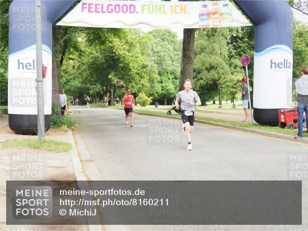 29.06.2025 - hella hamburg halbmarathon MichiJ http://msf.ph/oto/8160211 29.06.2025 10:10:50 Zwischen KM18-KM19 9255, 18848 meine-sportfotos.de