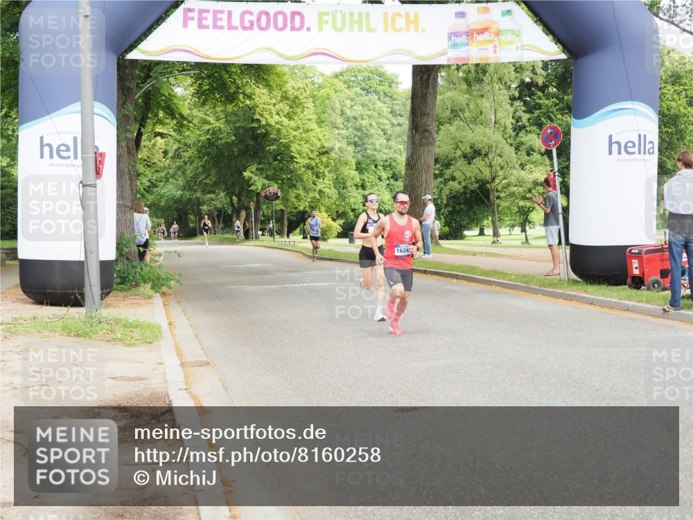 29.06.2025 - hella hamburg halbmarathon MichiJ http://msf.ph/oto/8160258 29.06.2025 10:10:52 Zwischen KM18-KM19 54, 9255 meine-sportfotos.de