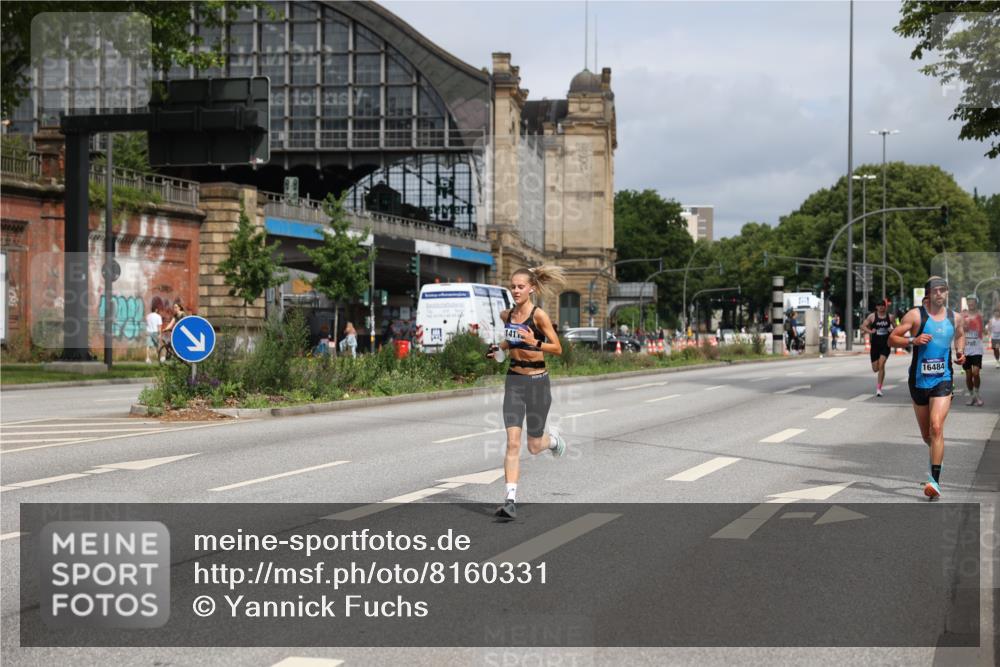 29.06.2025 - hella hamburg halbmarathon Yannick Fuchs http://msf.ph/oto/8160331 29.06.2025 10:20:23 20KM 1271, 2483, 8376, 10867, 11078, 11994, 13913, 14113, 14836, 15483, 16484 meine-sportfotos.de