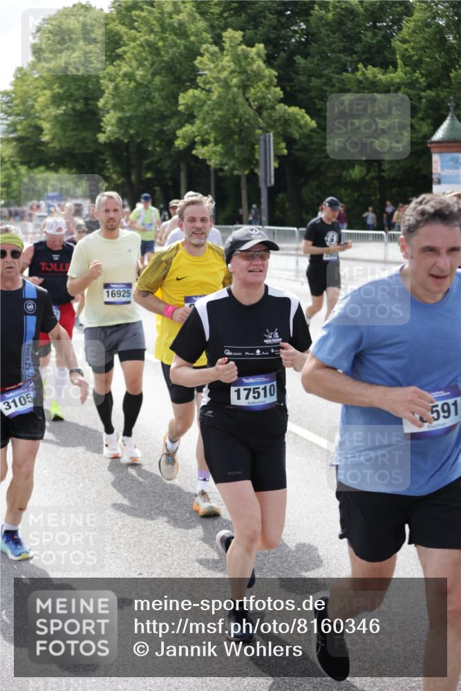 29.06.2025 - hella hamburg halbmarathon Jannik Wohlers http://msf.ph/oto/8160346 29.06.2025 10:18:38 Lombardsbrücke 1349, 1718, 1755, 2096, 2802, 3026, 3105, 3118, 3631, 4718, 4845, 5034, 5098, 5266, 5323, 6194, 6249, 6413, 6477, 6482, 6736, 7051, 7252, 8780, 9270, 9272, 9549, 9652, 9756, 9757, 10037, 10467, 10816, 11602, 11743, 12619, 12621, 13204, 13464, 13544, 14236, 14353, 14966, 15594, 15657, 16168, 16490, 16925, 17030, 17166, 17238, 17294, 17386, 17490, 17510, 17548, 17571, 17736, 17737, 18002, 18217, 18519, 18568, 18591, 19010 meine-sportfotos.de