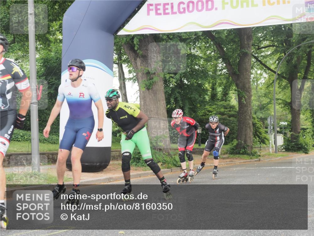 29.06.2025 - hella hamburg halbmarathon KatJ http://msf.ph/oto/8160350 29.06.2025 09:08:44 Zwischen KM18-KM19  meine-sportfotos.de