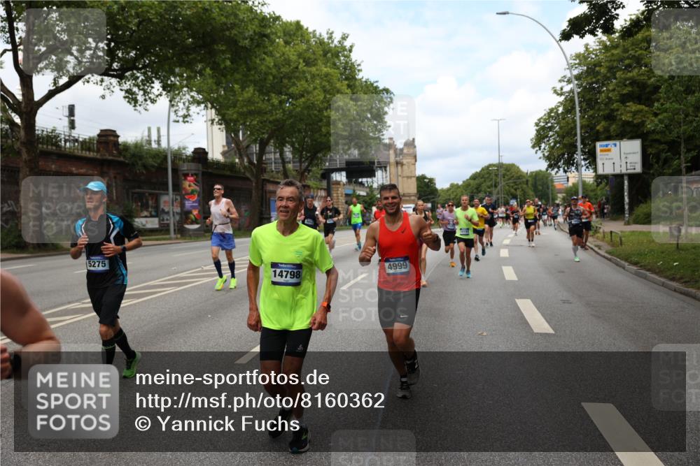 29.06.2025 - hella hamburg halbmarathon Yannick Fuchs http://msf.ph/oto/8160362 29.06.2025 10:38:48 20KM 1057, 1220, 1391, 1415, 1468, 1782, 1902, 1941, 2365, 2402, 2415, 2816, 3004, 3021, 3098, 3305, 3907, 4310, 4691, 4991, 4999, 5231, 5275, 5476, 5884, 6903, 7005, 7191, 7322, 7710, 8722, 8928, 9159, 9444, 10193, 10596, 11469, 12159, 12554, 12711, 13123, 14351, 14667, 14798, 14816, 15185, 15225, 15233, 15280, 16316, 16506, 16893, 17097, 17251, 17729, 17748, 18560, 18806, 19207 meine-sportfotos.de