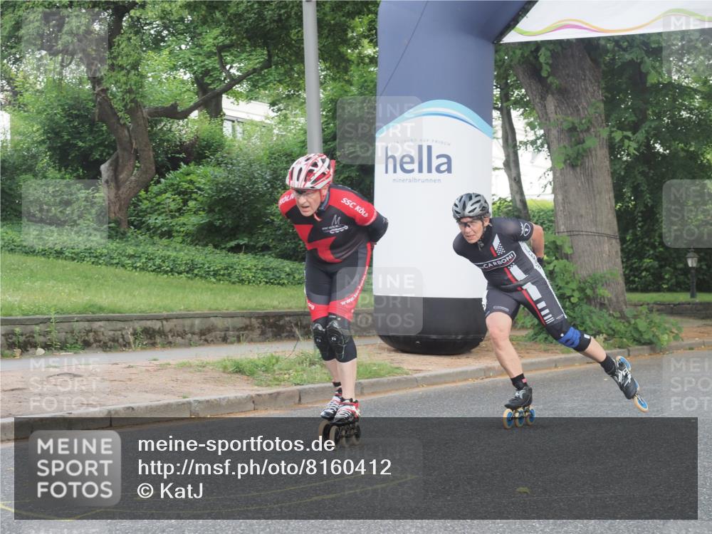29.06.2025 - hella hamburg halbmarathon KatJ http://msf.ph/oto/8160412 29.06.2025 09:08:45 Zwischen KM18-KM19  meine-sportfotos.de