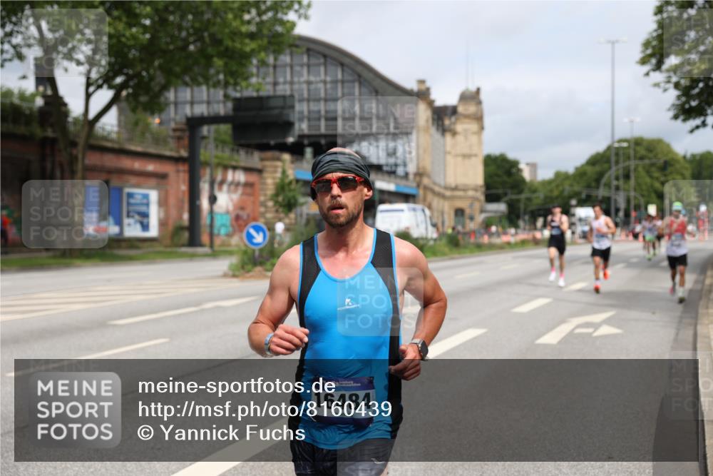 29.06.2025 - hella hamburg halbmarathon Yannick Fuchs http://msf.ph/oto/8160439 29.06.2025 10:20:27 20KM 1271, 2483, 8376, 10867, 11078, 11994, 13913, 14113, 14836, 15483, 16484 meine-sportfotos.de