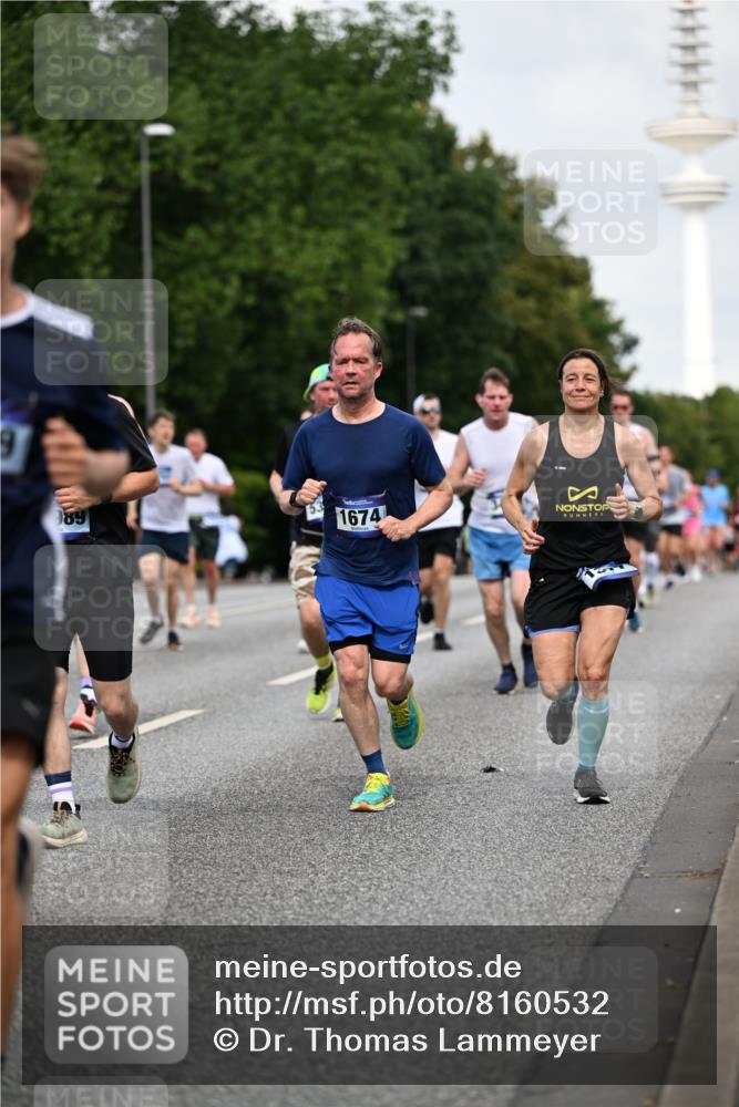 29.06.2025 - hella hamburg halbmarathon Dr. Thomas Lammeyer http://msf.ph/oto/8160532 29.06.2025 10:08:34 Kennedybrücke 1161, 1367, 1377, 1674, 2011, 3413, 3488, 4146, 4488, 4904, 5354, 5365, 5976, 6311, 6706, 6709, 8217, 10213, 10756, 10962 meine-sportfotos.de