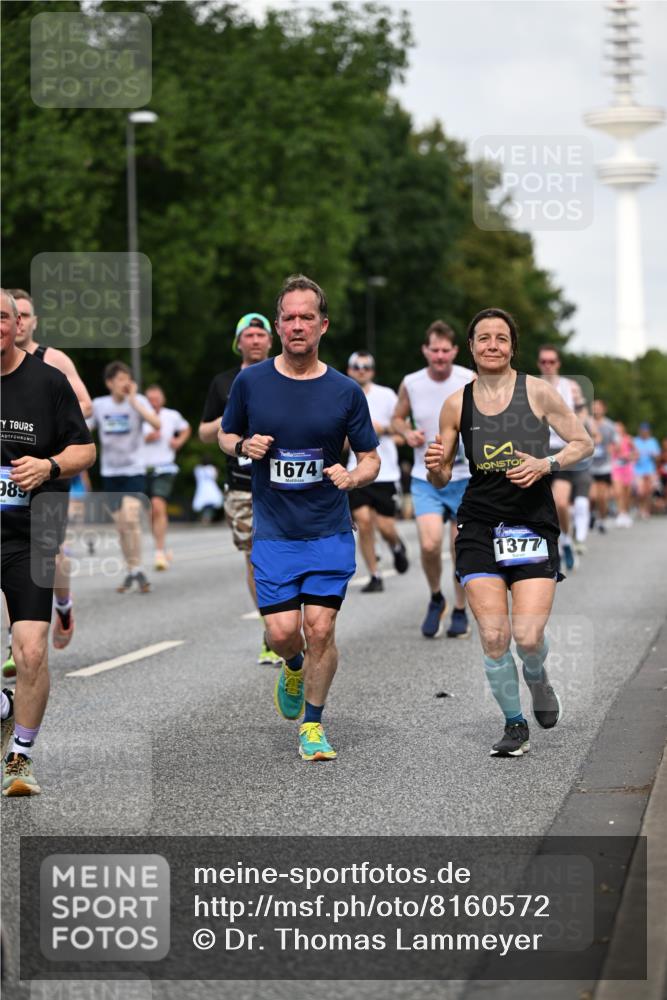 29.06.2025 - hella hamburg halbmarathon Dr. Thomas Lammeyer http://msf.ph/oto/8160572 29.06.2025 10:08:35 Kennedybrücke 1161, 1367, 1377, 1674, 2011, 3413, 3488, 4146, 4488, 4904, 5354, 5365, 5976, 6311, 6706, 6709, 8217, 10213, 10756, 10962 meine-sportfotos.de