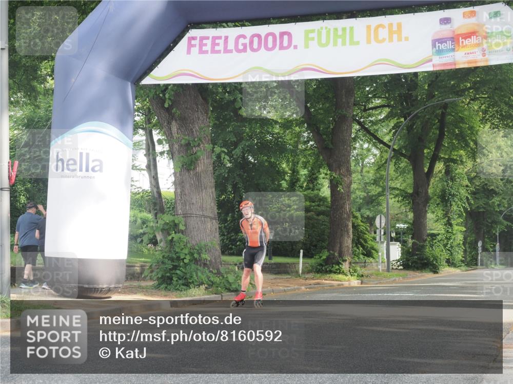 29.06.2025 - hella hamburg halbmarathon KatJ http://msf.ph/oto/8160592 29.06.2025 09:09:48 Zwischen KM18-KM19  meine-sportfotos.de