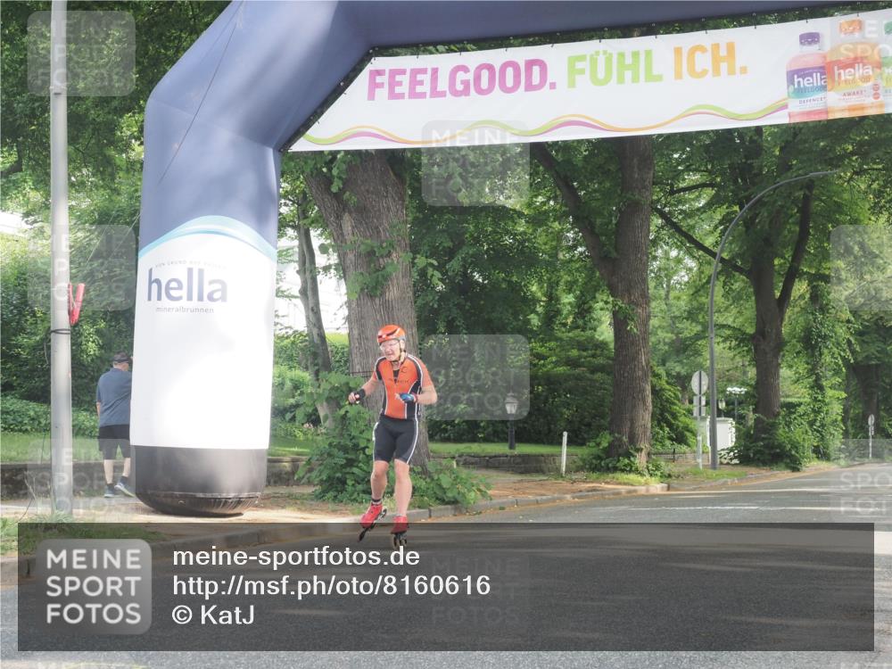 29.06.2025 - hella hamburg halbmarathon KatJ http://msf.ph/oto/8160616 29.06.2025 09:09:48 Zwischen KM18-KM19  meine-sportfotos.de