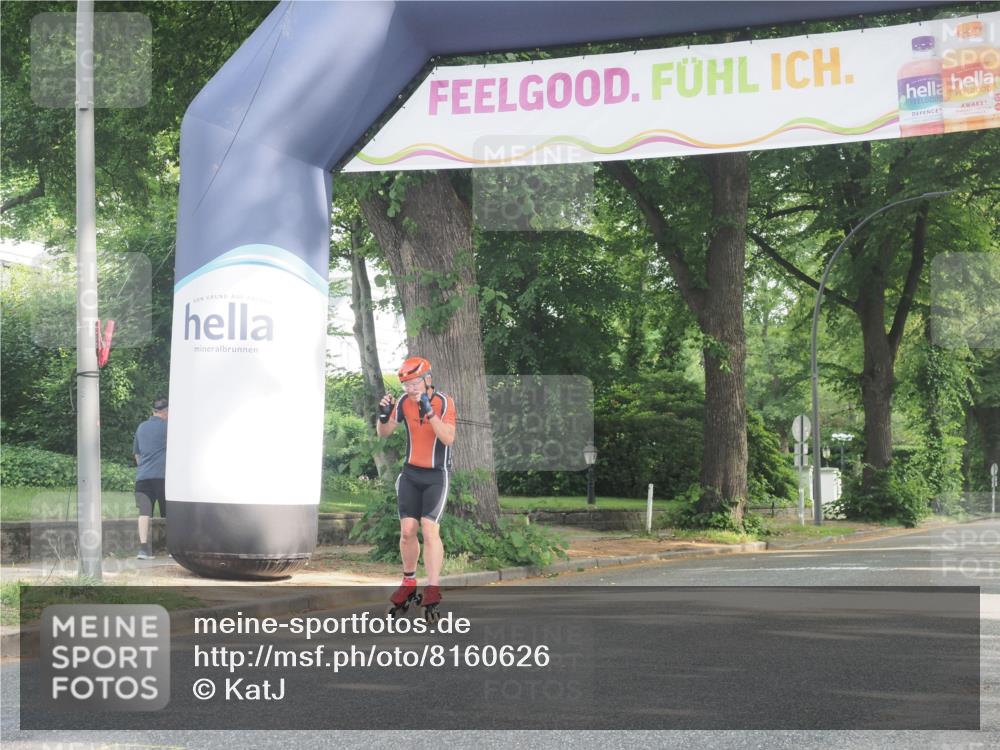 29.06.2025 - hella hamburg halbmarathon KatJ http://msf.ph/oto/8160626 29.06.2025 09:09:48 Zwischen KM18-KM19  meine-sportfotos.de