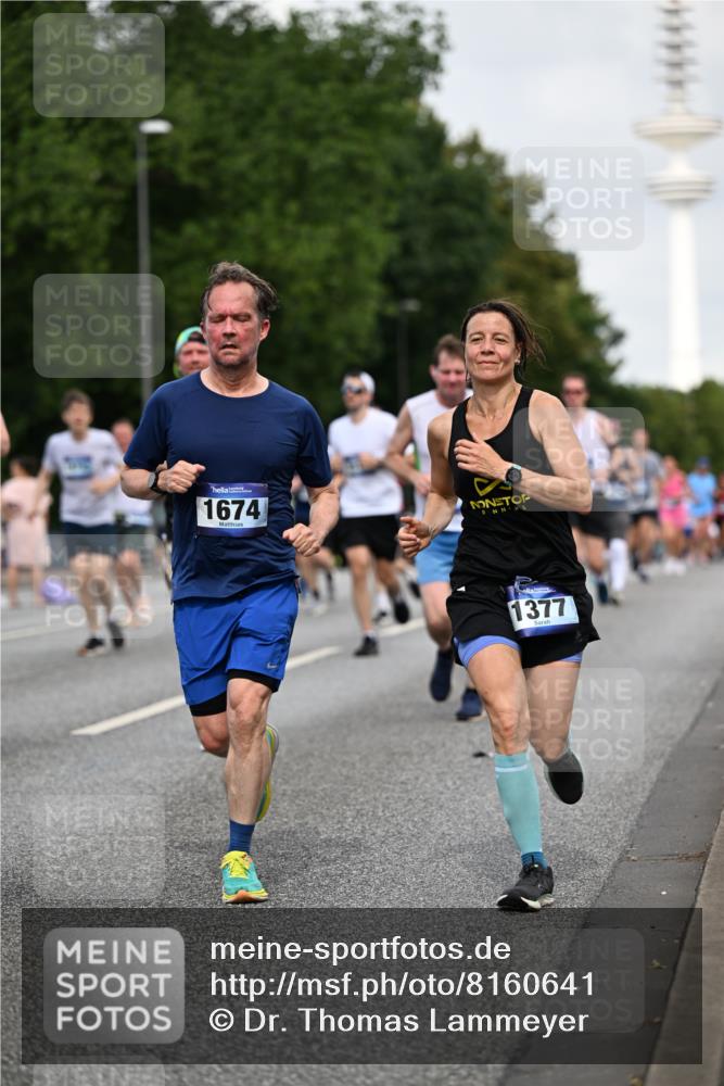29.06.2025 - hella hamburg halbmarathon Dr. Thomas Lammeyer http://msf.ph/oto/8160641 29.06.2025 10:08:35 Kennedybrücke 1161, 1367, 1377, 1674, 2011, 3413, 3488, 4146, 4488, 4904, 5354, 5365, 5976, 6311, 6706, 6709, 8217, 10213, 10756, 10962 meine-sportfotos.de