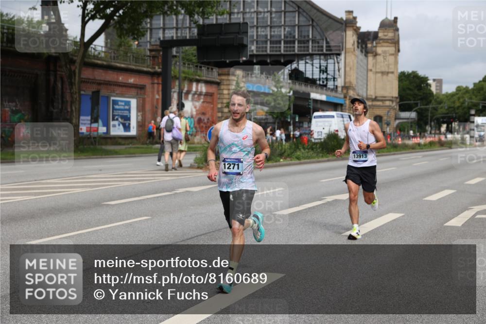 29.06.2025 - hella hamburg halbmarathon Yannick Fuchs http://msf.ph/oto/8160689 29.06.2025 10:20:36 20KM 1271, 2483, 4338, 8376, 10867, 11078, 11994, 12067, 13913, 14836, 15483 meine-sportfotos.de