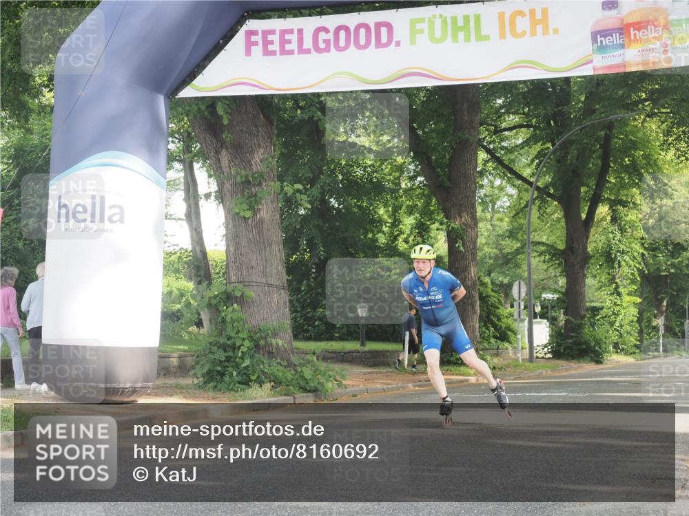 29.06.2025 - hella hamburg halbmarathon KatJ http://msf.ph/oto/8160692 29.06.2025 09:10:08 Zwischen KM18-KM19  meine-sportfotos.de