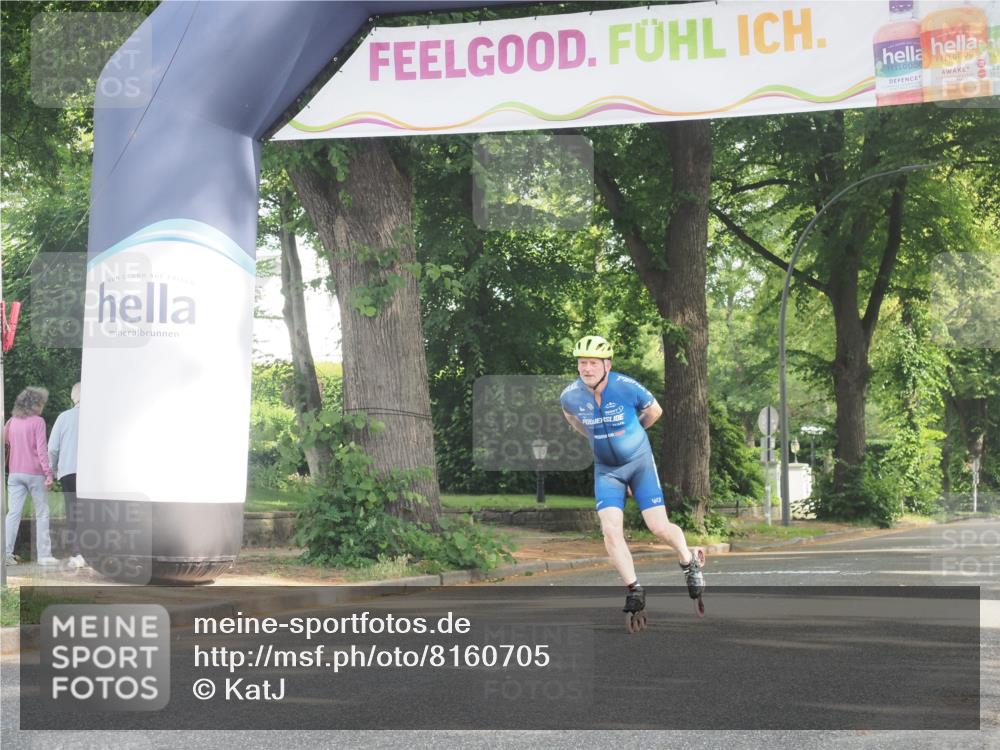 29.06.2025 - hella hamburg halbmarathon KatJ http://msf.ph/oto/8160705 29.06.2025 09:10:08 Zwischen KM18-KM19  meine-sportfotos.de
