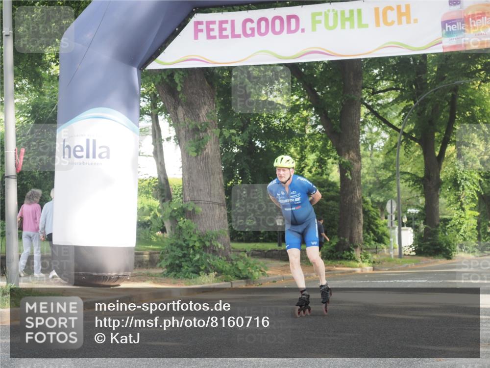 29.06.2025 - hella hamburg halbmarathon KatJ http://msf.ph/oto/8160716 29.06.2025 09:10:08 Zwischen KM18-KM19  meine-sportfotos.de